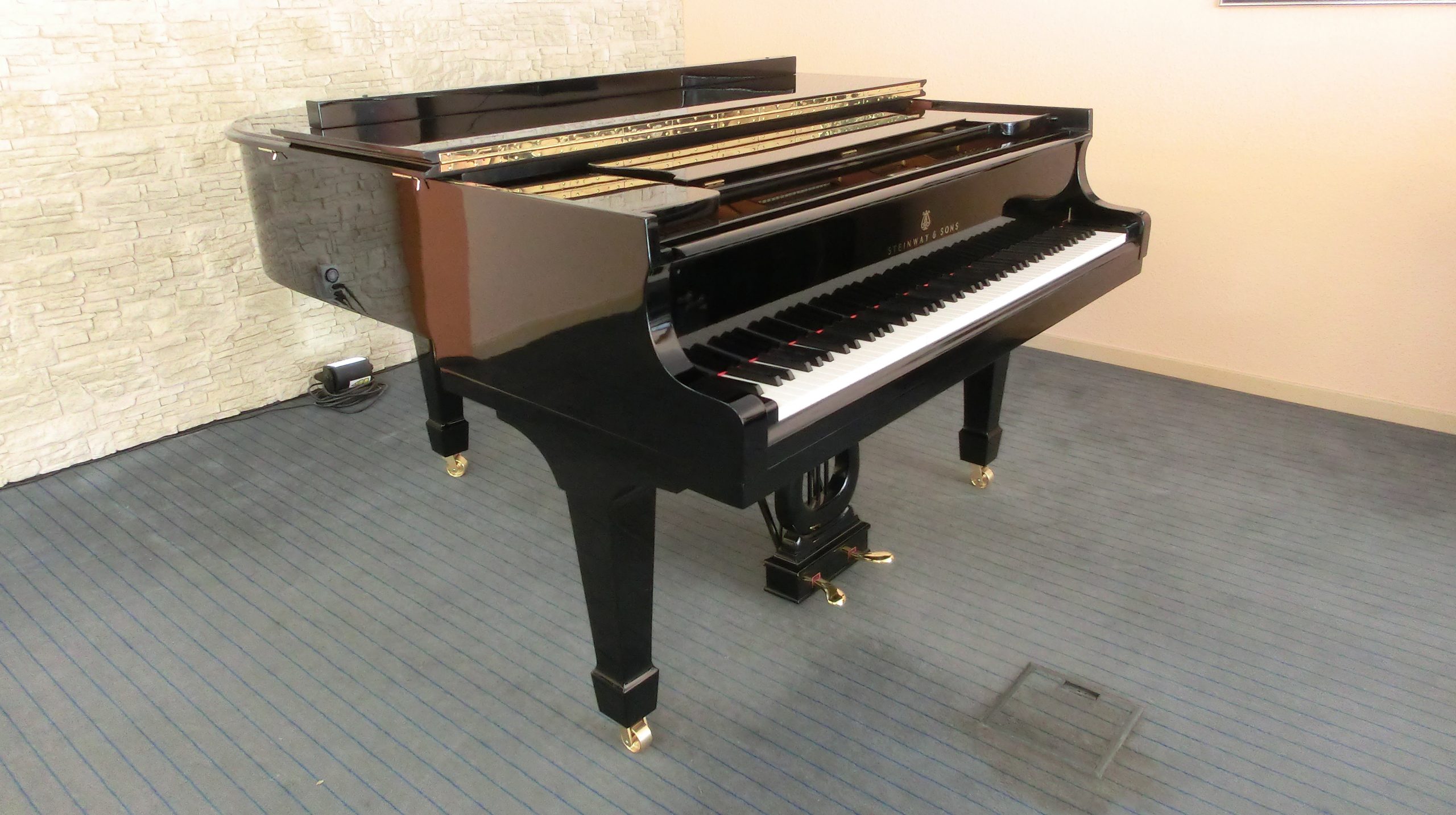 STEINWAY & SONS, Flügel Modell S 155