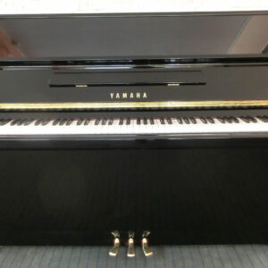 Foto Yamaha Klavier Modell P 116 frontal