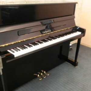 YAMAHA - Klavier, Modell V 118 N