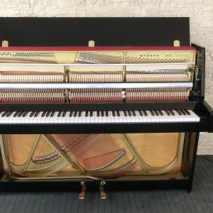 YAMAHA ETERNA Klavier, Modell ER10