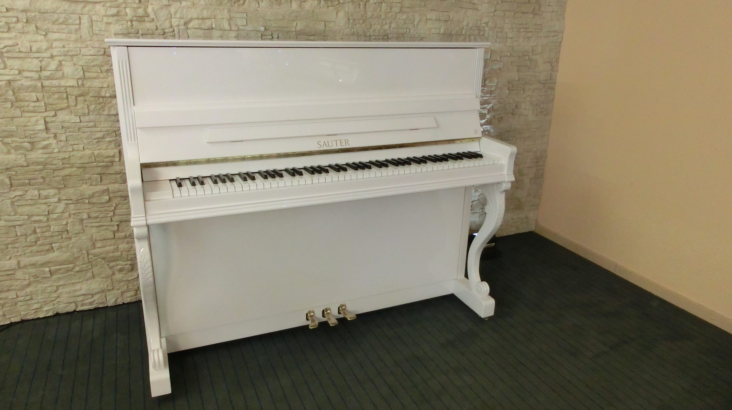 SAUTER – Klavier, Modell 120 R2