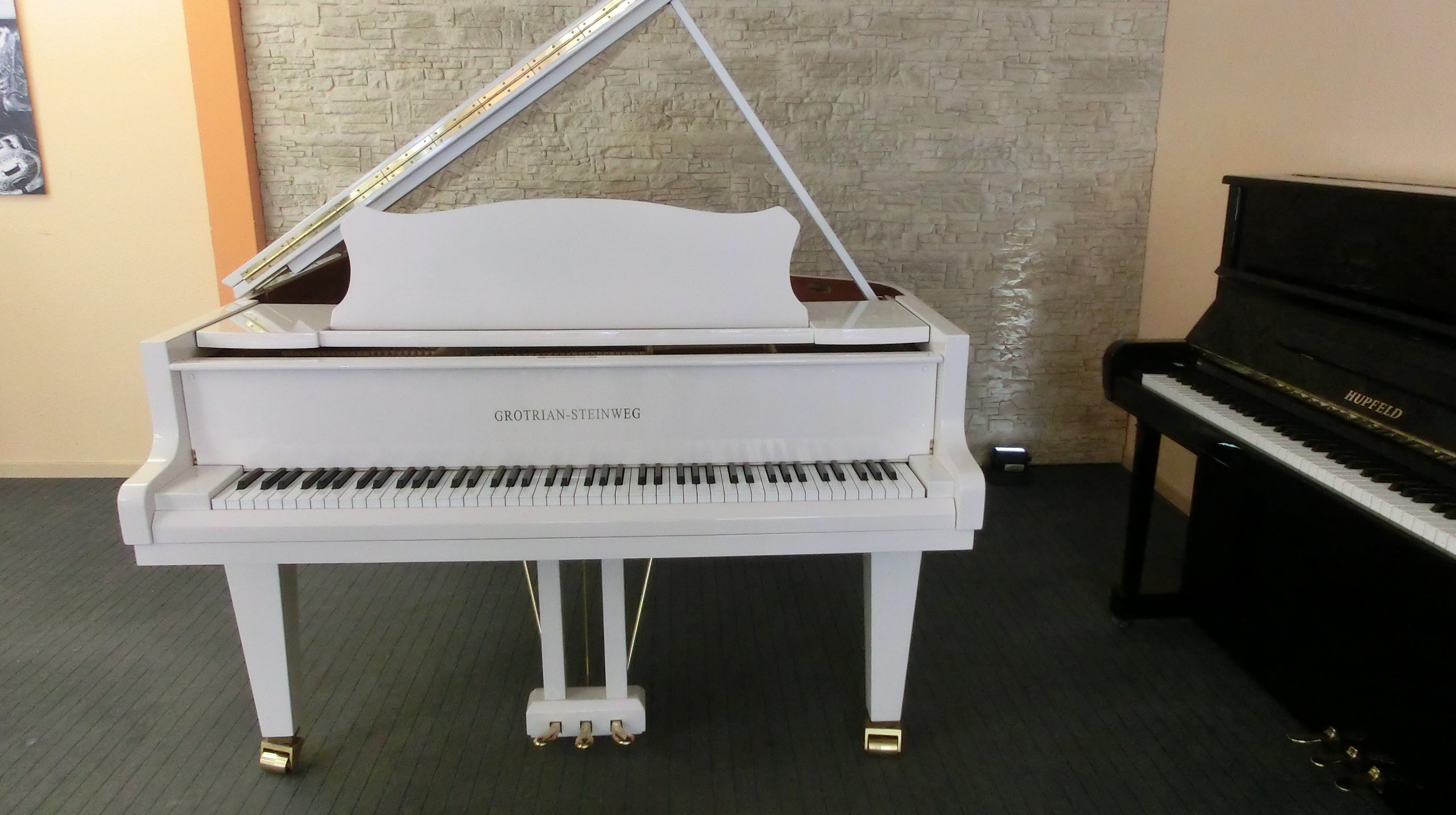 GROTRIAN-STEINWEG, Flügel Modell G 165