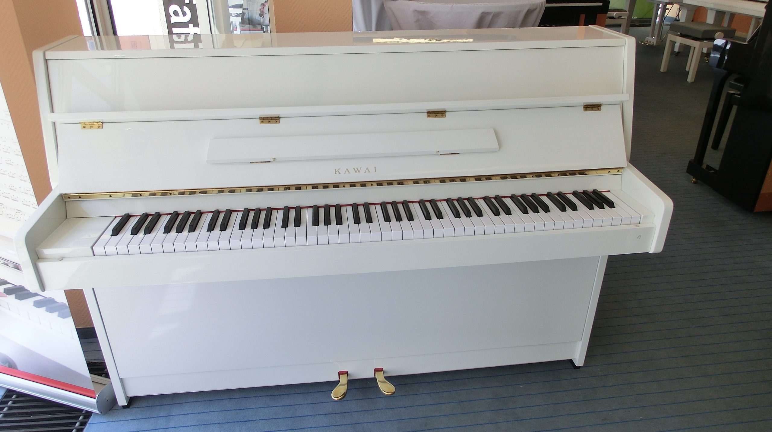 KAWAI Klavier, Modell CX 5,  weiß poliert