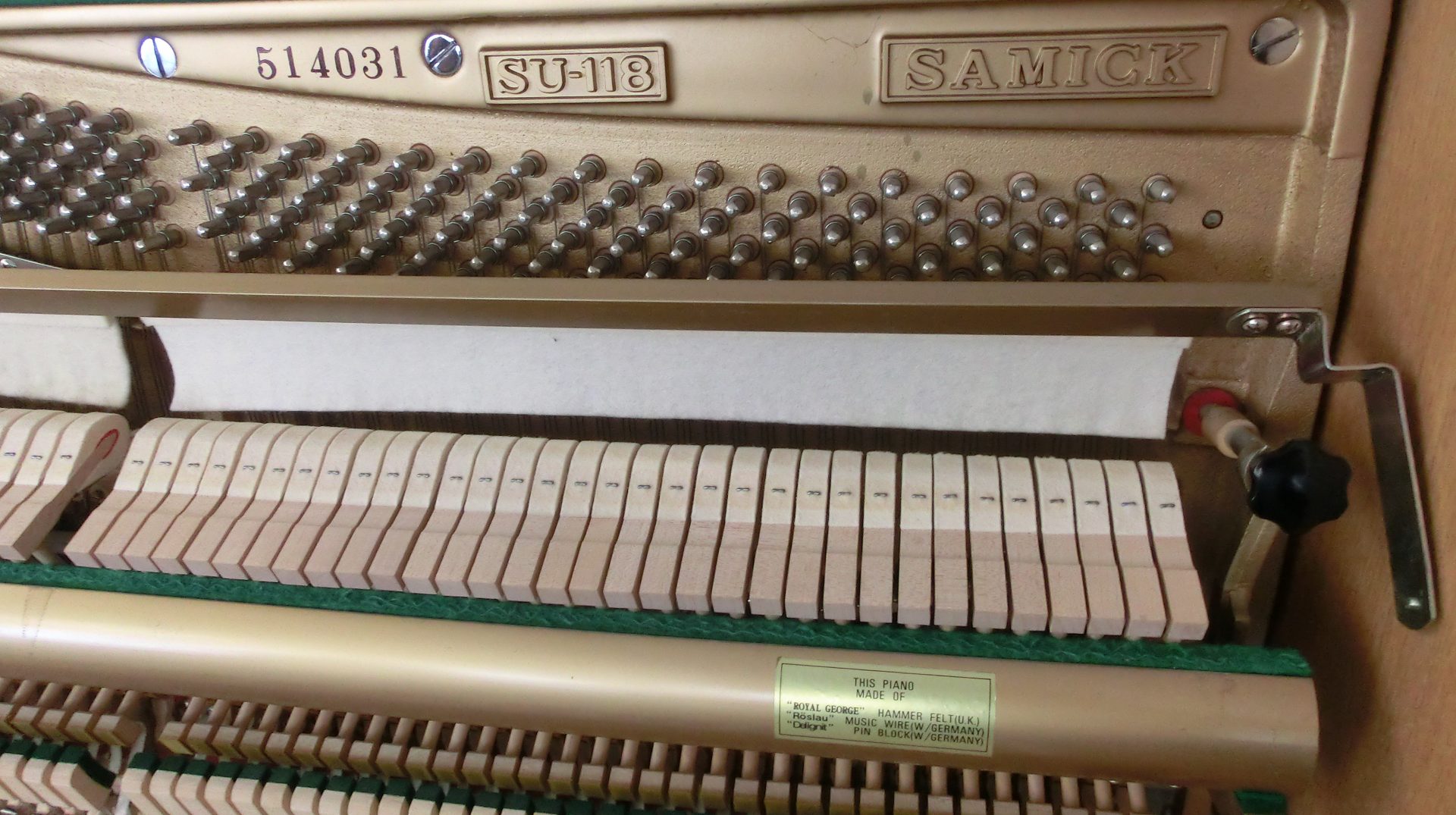SAMICK - Klavier, Modell SU-118 - Piano Pfaff Heidenheim